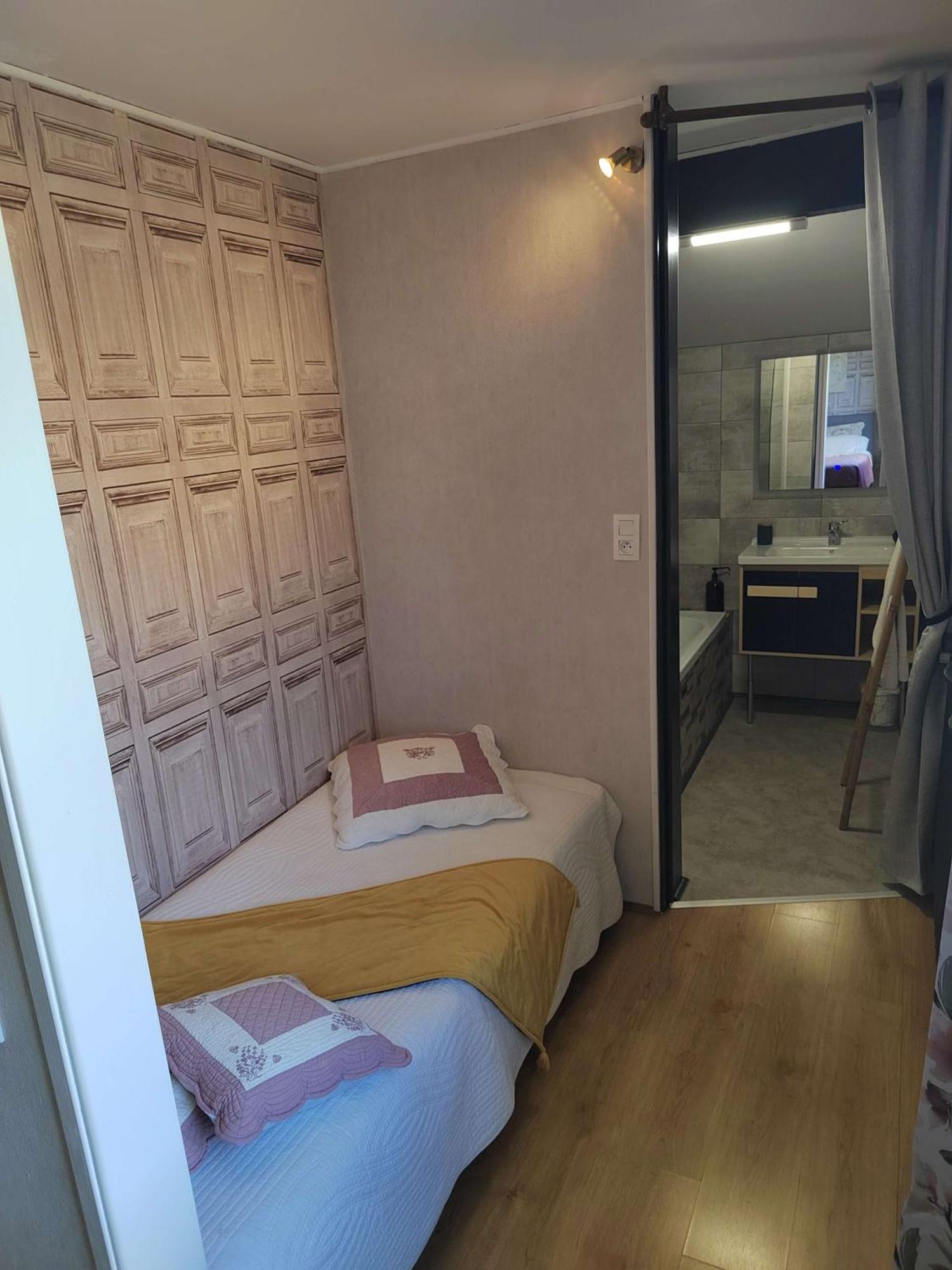 Chambres D'Hotes Le Muguet Mandacou Exterior photo